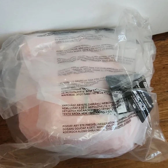 Winnie-the-Pooh Pumpkin Crossbody - Picture 3 of 3